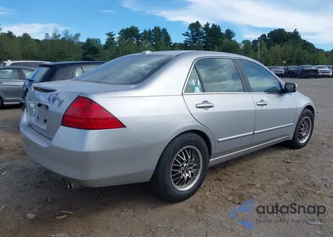 1999 Honda Accord Ex from USA, damaged, VIN 1HGCG6679XA118232